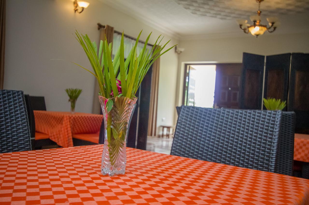 Tuzza Hotel Bushenyi Exterior foto